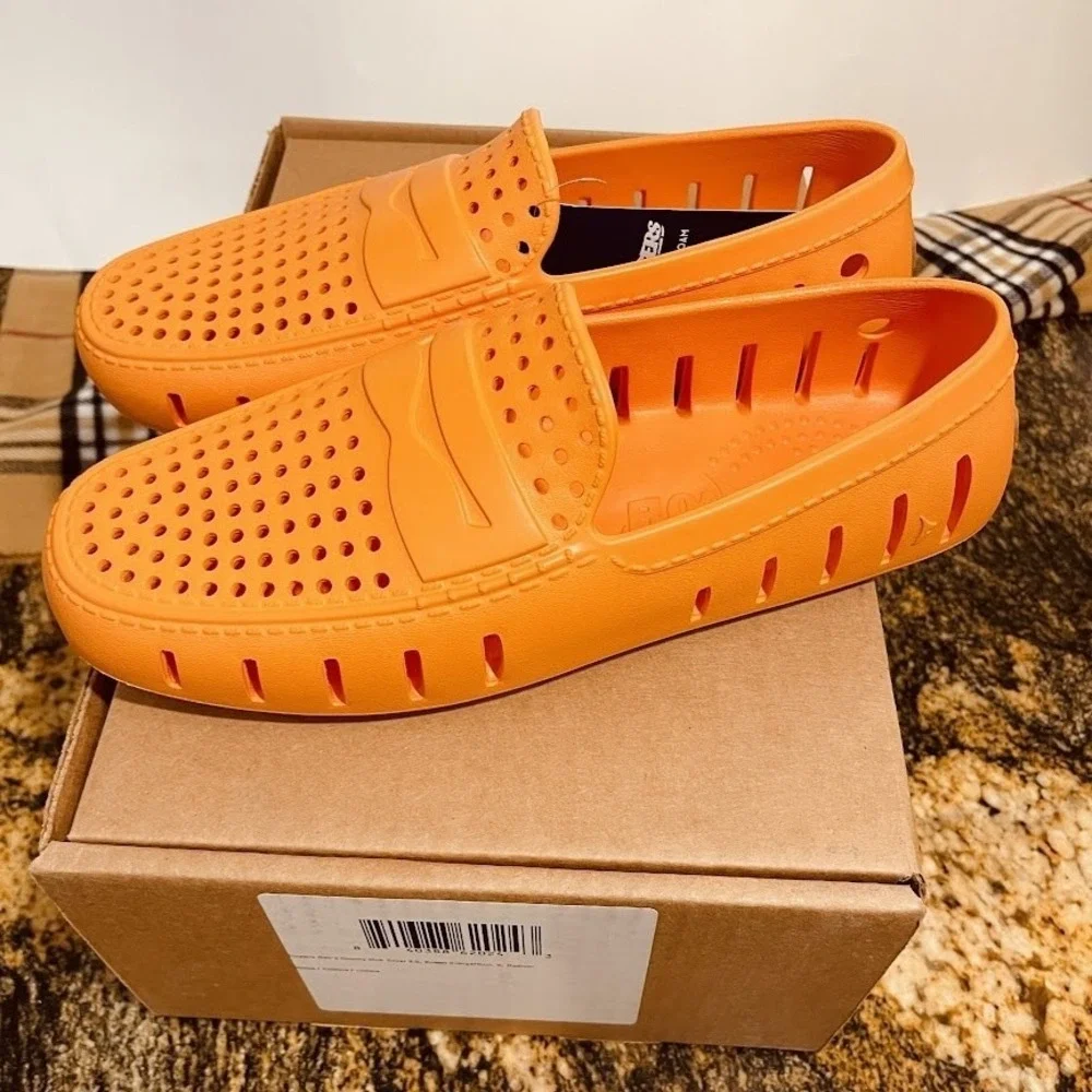 Floafers Country Club 4 Shoes Mens Size 8D Russet‎ Orange Gum Waterproof Loafers